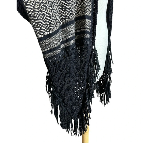 ANTHROPOLOGIE Galenia Cardigan Bohemian Crochet Fringe Lambswool Tribal, OS - Picture 9 of 16